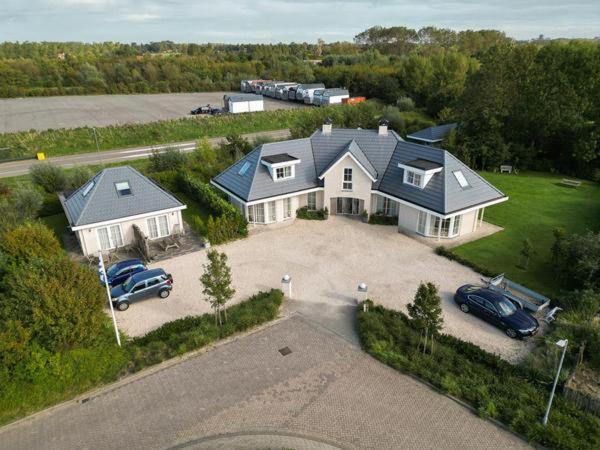 Luxe Prive-Kamer - Studio In Villa Aan Zee, Dishoek, Vernieuwd מראה חיצוני תמונה